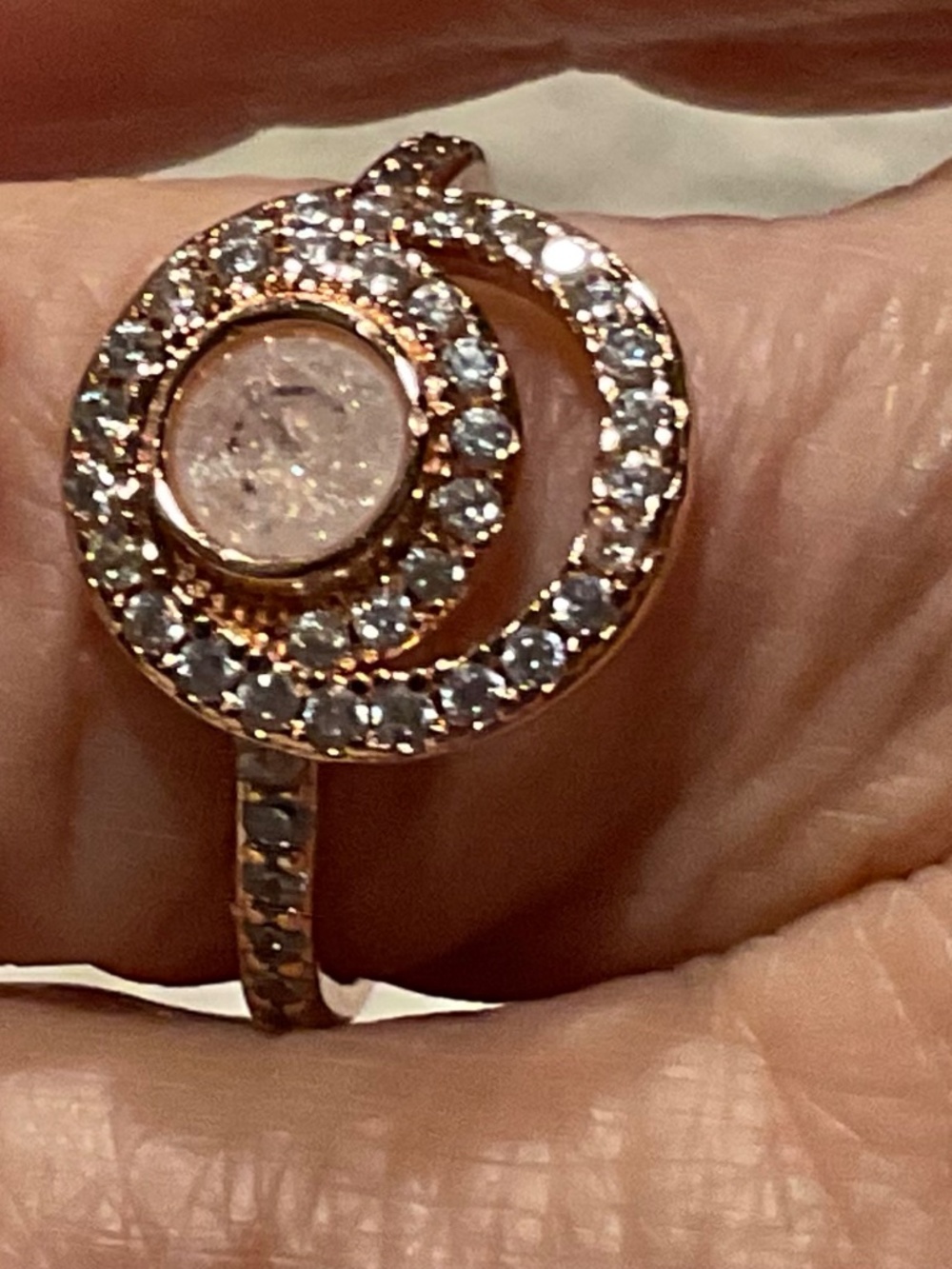 Swirling Dreams Bomb Party ring Rose gold White glitter stone size 7.5